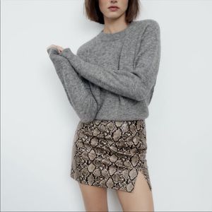 NWT Zara Snakeskin Print Mini Skirt - Size XL